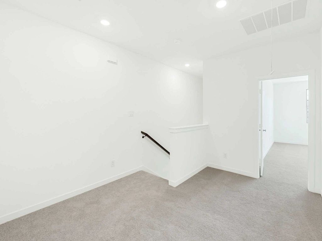 Parkside - Berkeley Interior Image 20