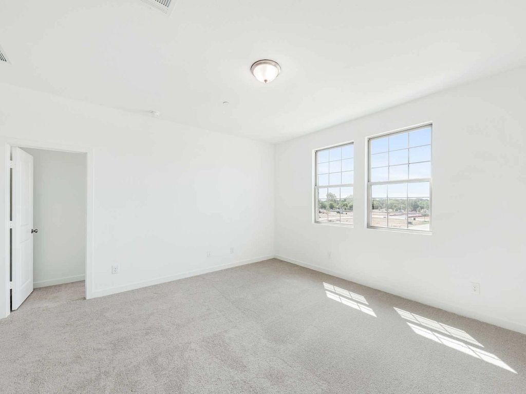 Parkside - Berkeley Interior Image 22