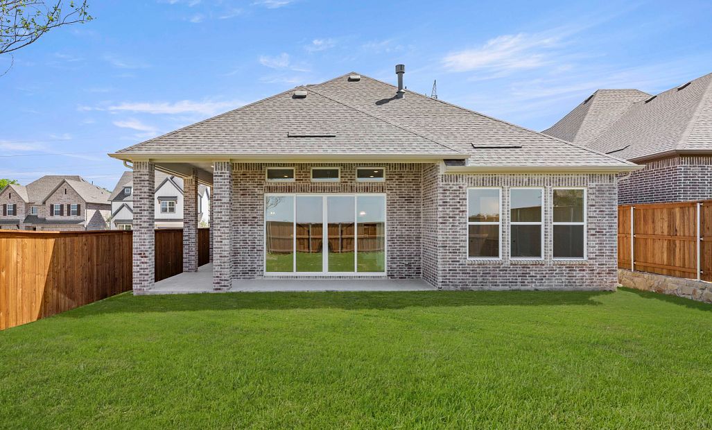 Rear Exterior Design Representative Photo