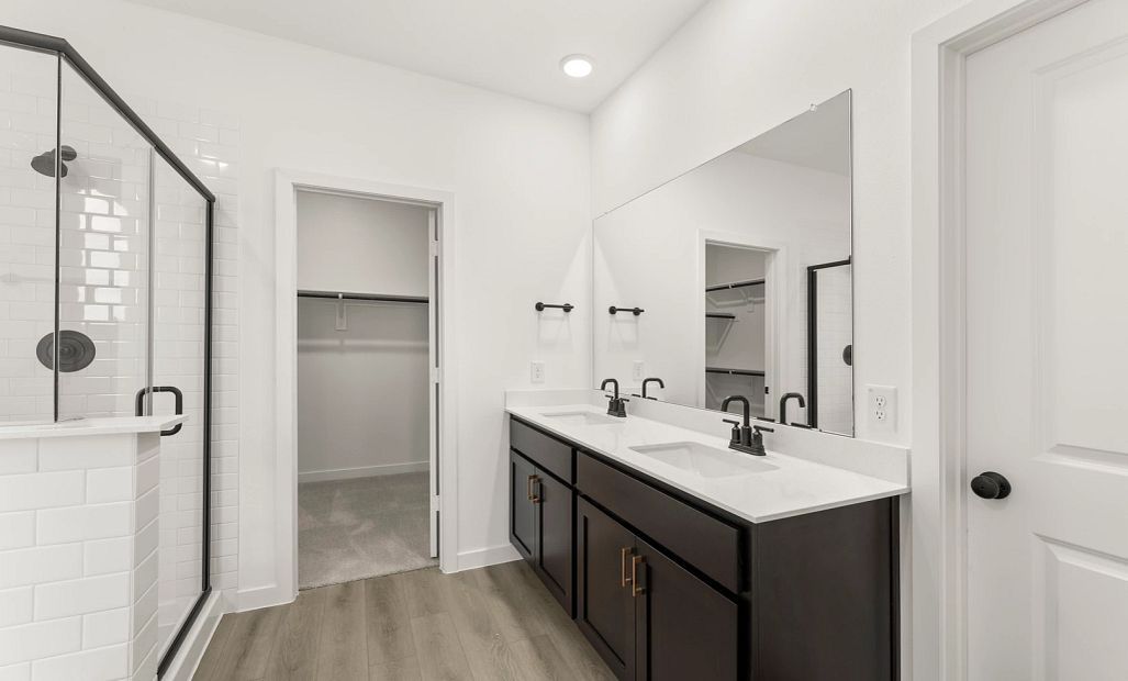Primary Bathroom featuring the Oxford Collection