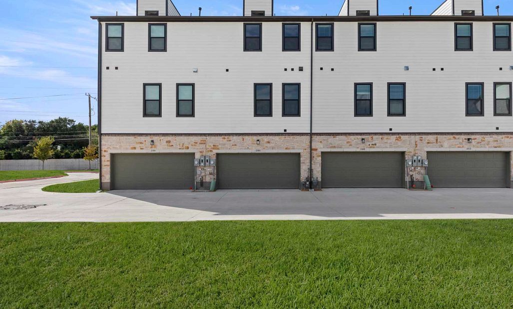 Rear Exterior Design