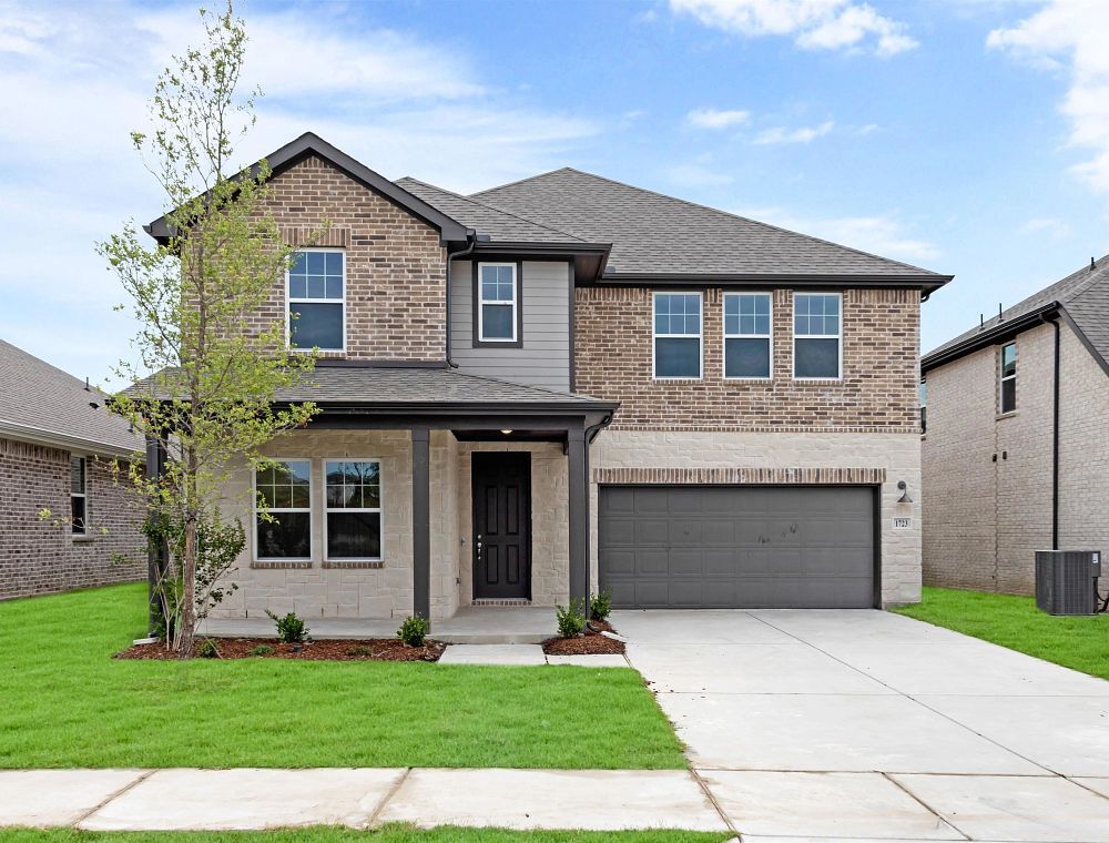 2102 Atlantic Drive. Princeton, TX 75407