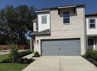 Sonoma - Sereno Oaks at Buckner Terrace: Dallas, Texas - Ashton Woods