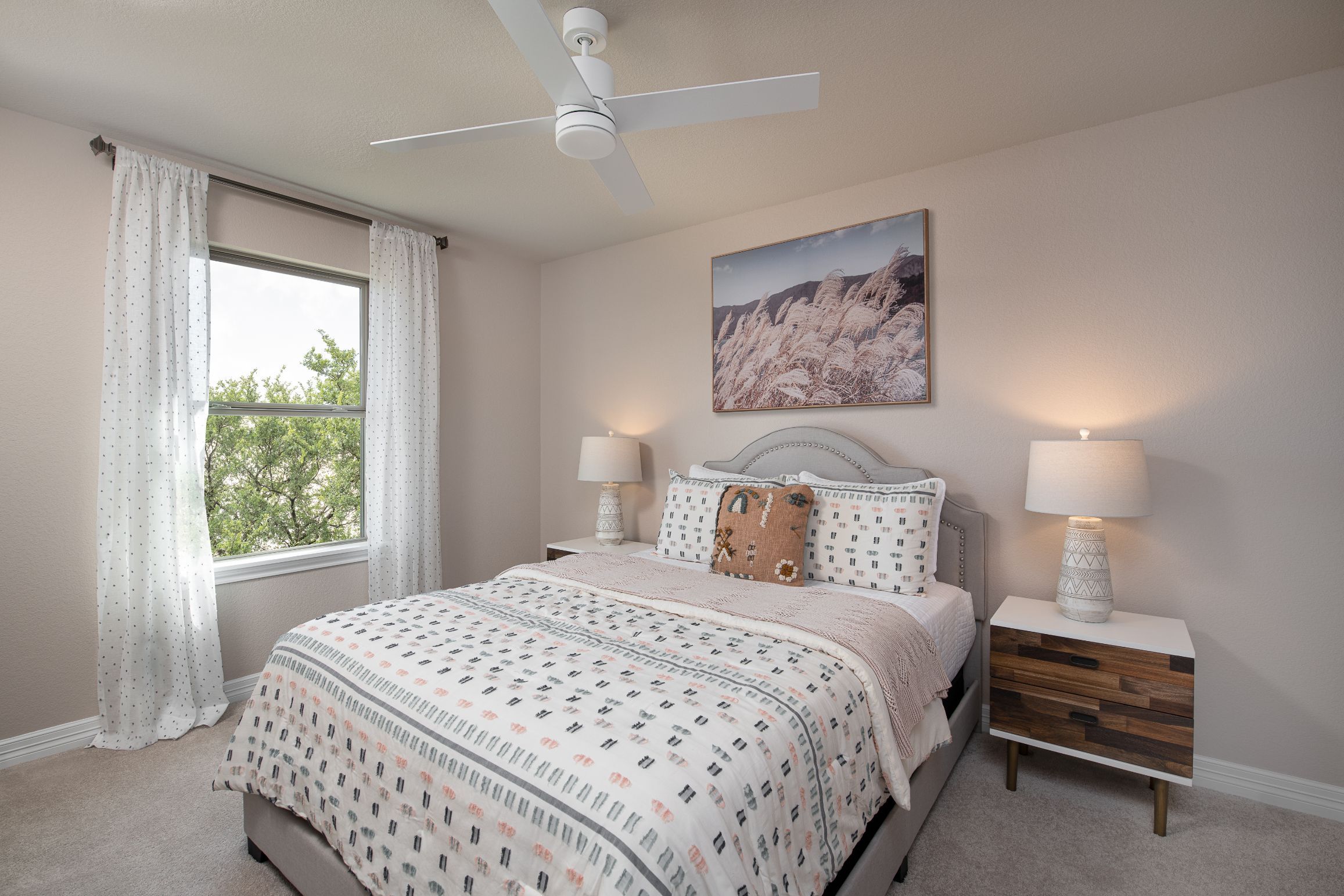 3710 Quartz Manor Drive. Angleton, TX 77515