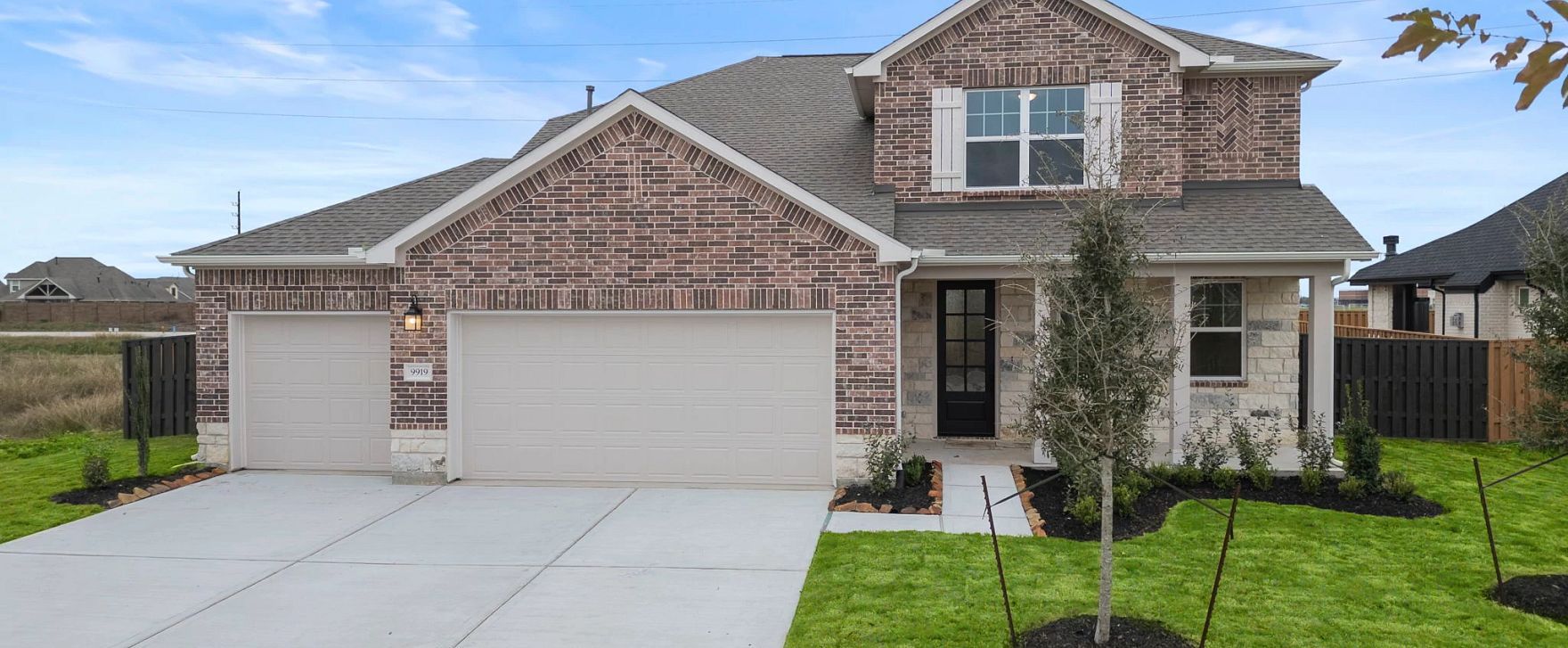 Hyde - Blue Heron Estates: Mont Belvieu, Texas - Ashton Woods