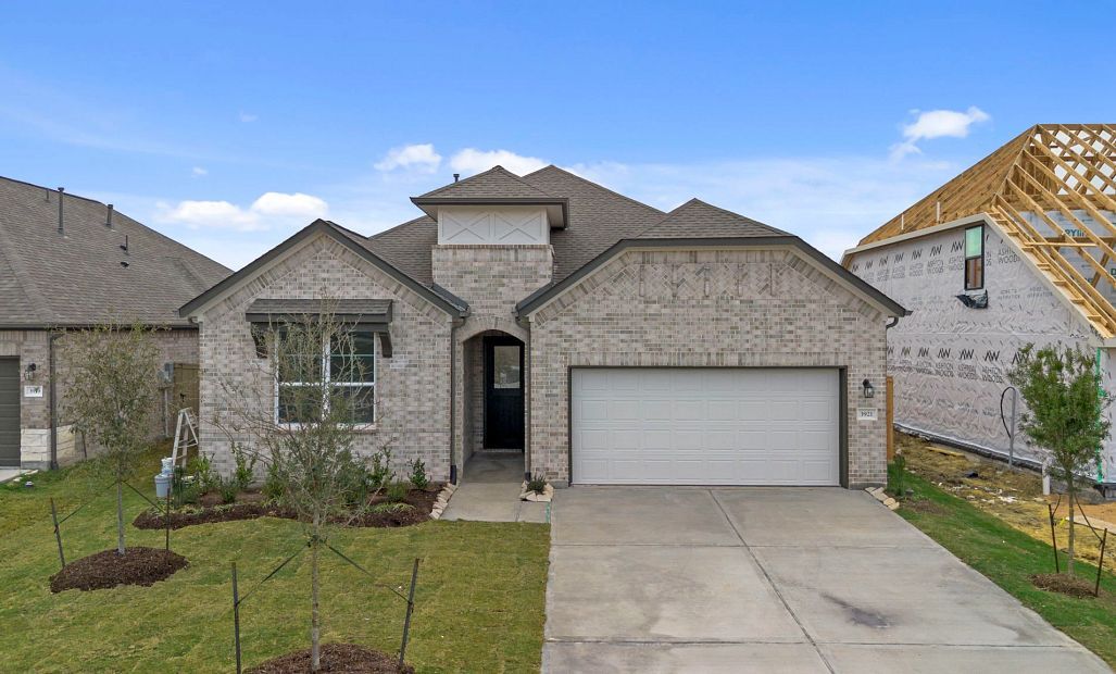 3921 Sterling Springs Lane (Avery)