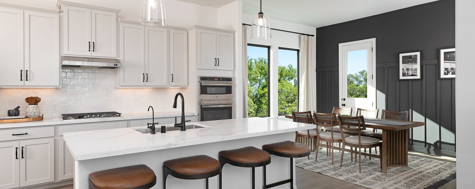 Kitchen & Dining Room