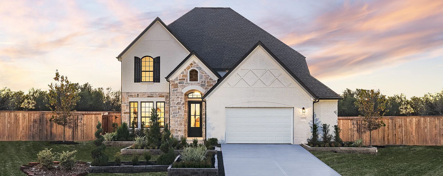 Ashland por Ashton Woods en Brazoria Texas