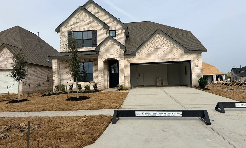 Katy - Blue Heron Estates: Mont Belvieu, Texas - Ashton Woods