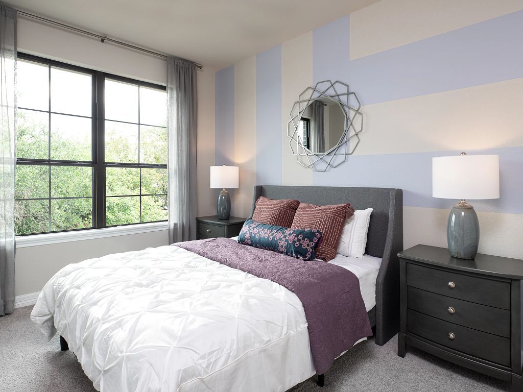 Azalea - Hamilton Interior Image 8