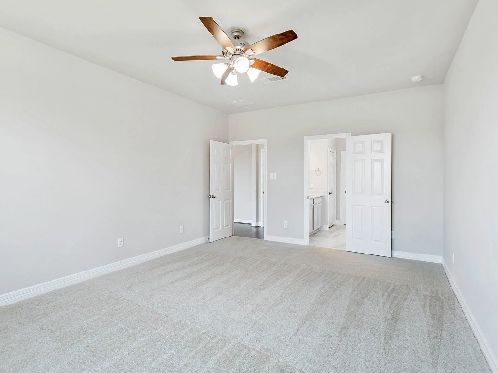 Westland Ranch - Oxford Interior Image 5