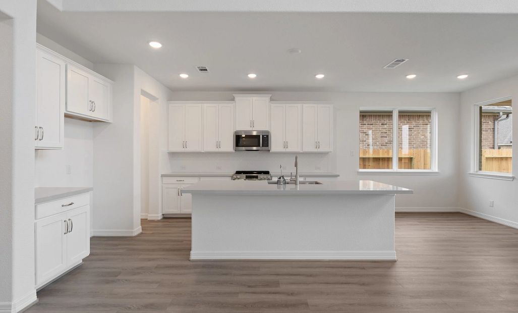 Sample product photo. Actual exterior and interior selections may vary by homesite. Photo may be