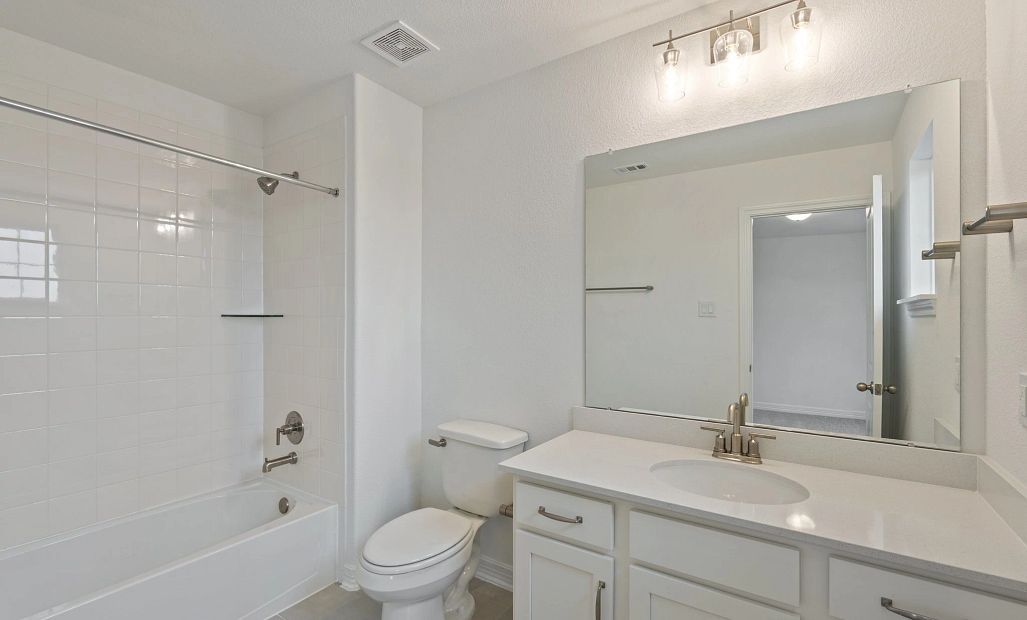 Sample product photo. Actual exterior and interior selections may vary by homesite. Photo may be
