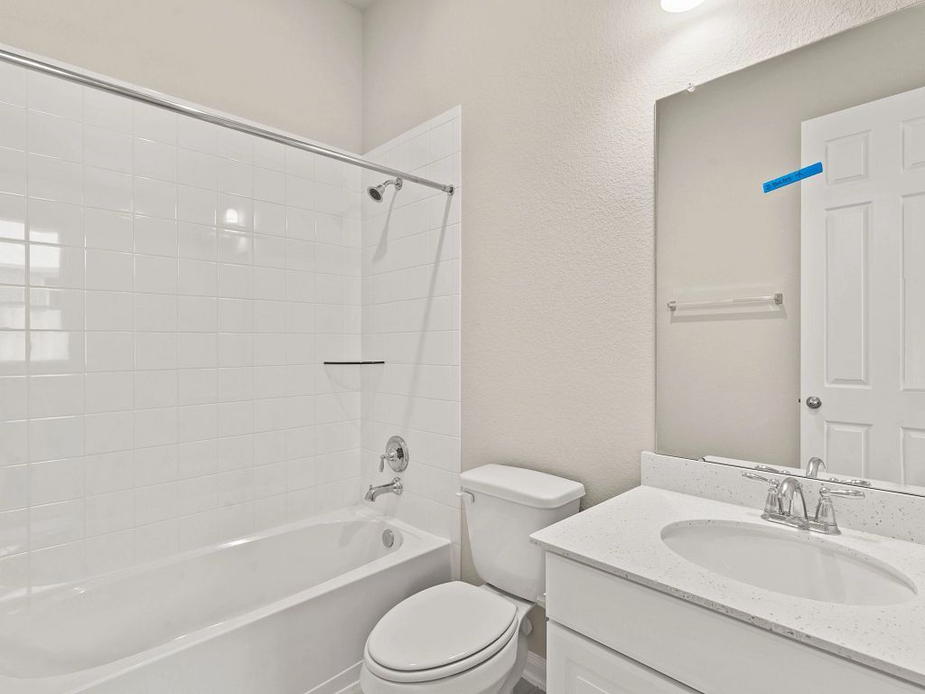 Sunterra Lakes - Sydney Interior Image 5