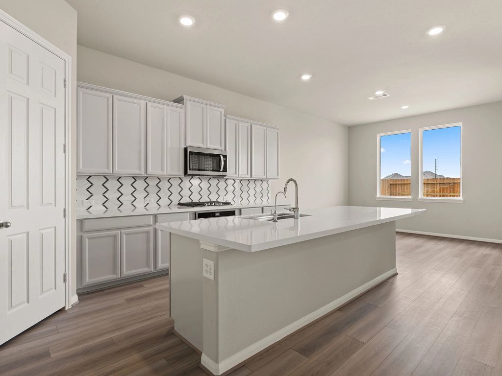 Sunterra Lakes - Sydney Interior Image 8