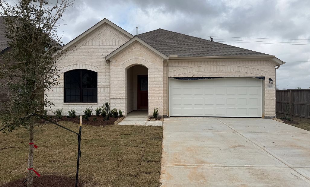 4116 Silver Falls Lane (Avery)