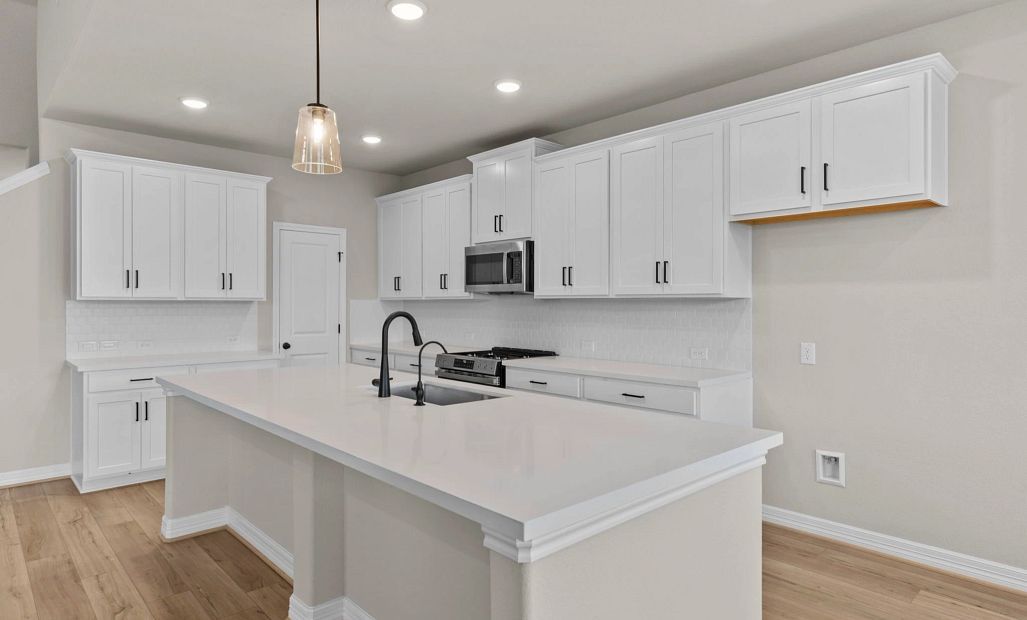 Sample product photo. Actual exterior and interior selections may vary by homesite. Photo may be