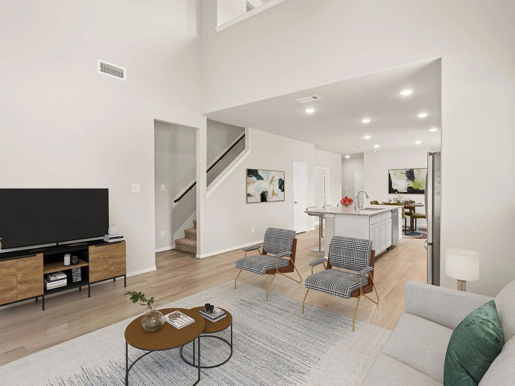 Emory Glen - Phoenix Interior Image 2