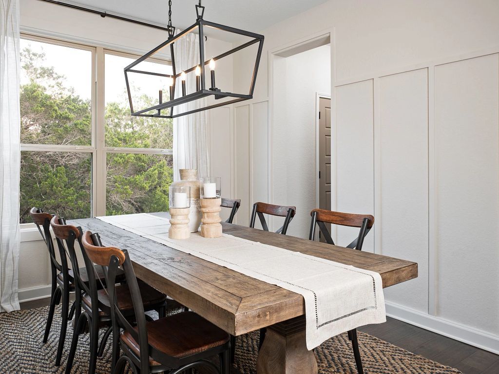 Austin Point - Odessa Interior Image 4