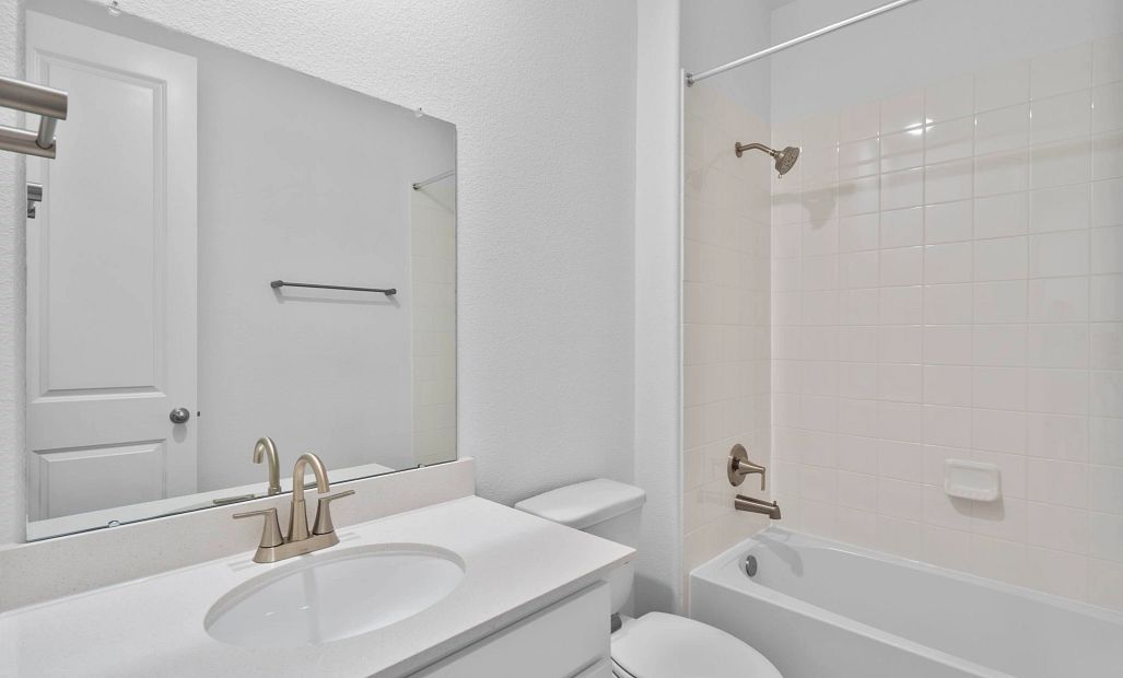 Sample product photo. Actual exterior and interior selections may vary by homesite. Photo may be