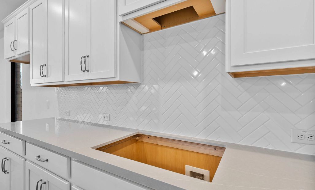 Sample product photo. Actual exterior and interior selections may vary by homesite. Photo may be