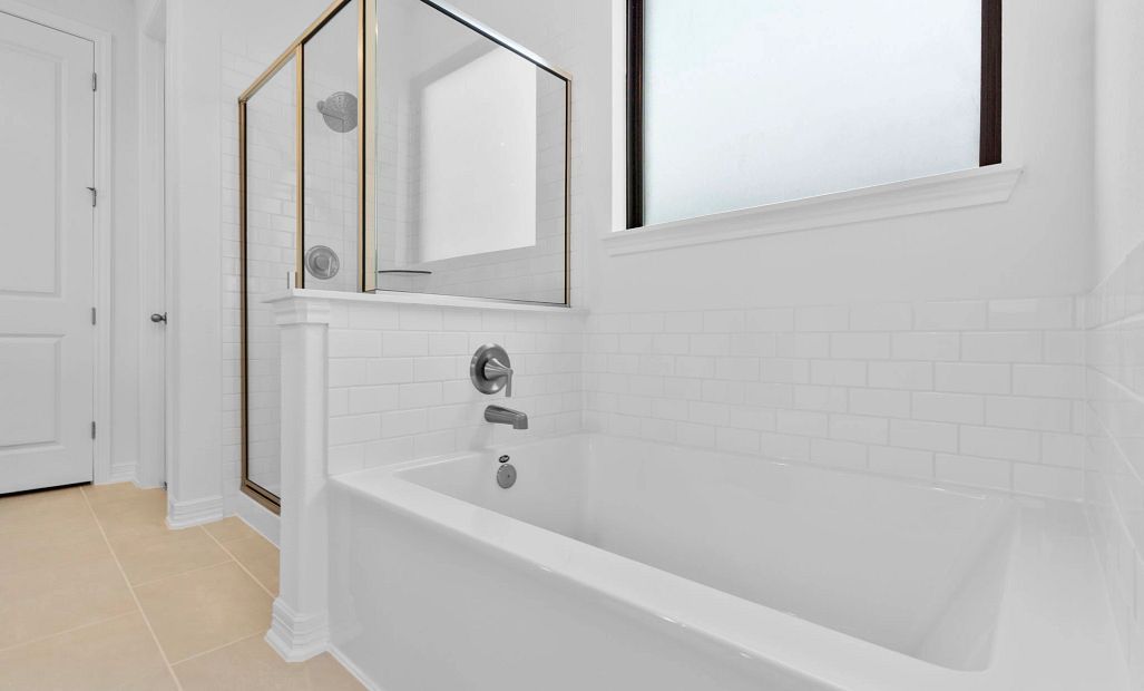 Sample product photo. Actual exterior and interior selections may vary by homesite. Photo may be
