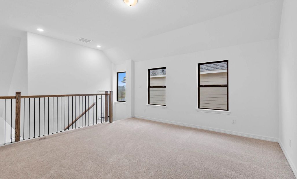 Sample product photo. Actual exterior and interior selections may vary by homesite. Photo may be