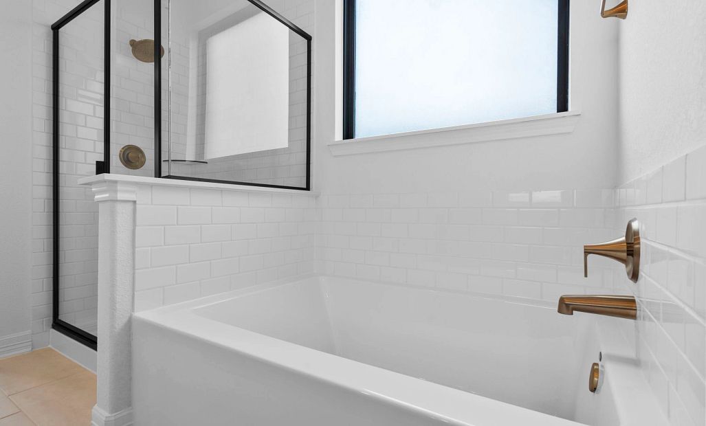 Sample product photo. Actual exterior and interior selections may vary by homesite. Photo may be