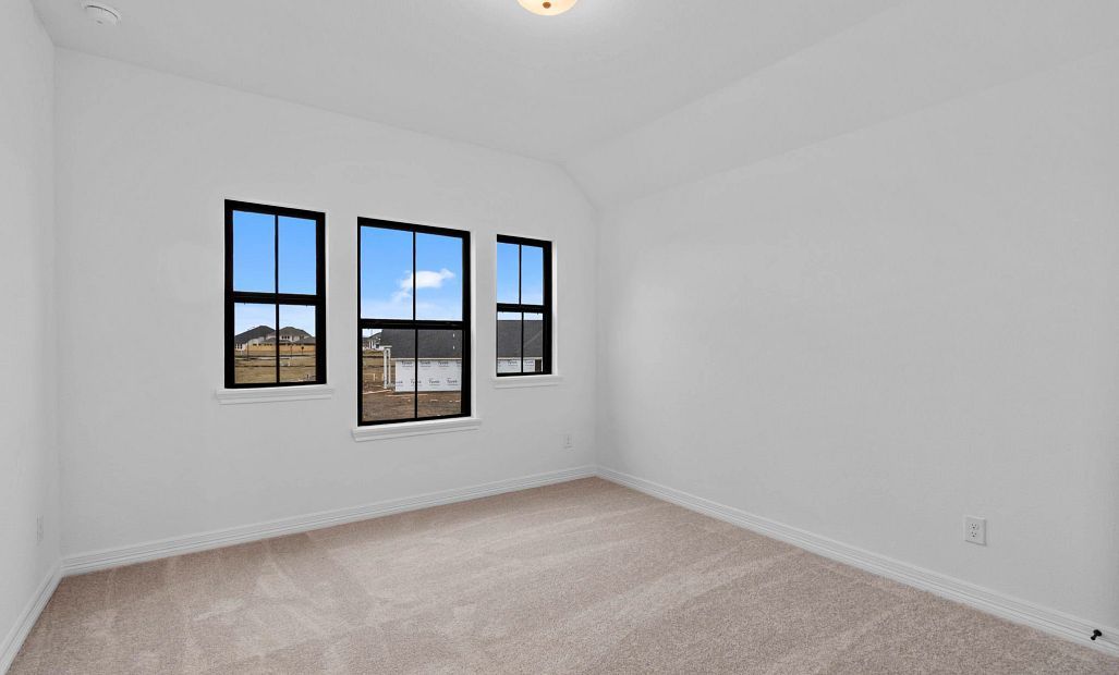 Sample product photo. Actual exterior and interior selections may vary by homesite. Photo may be