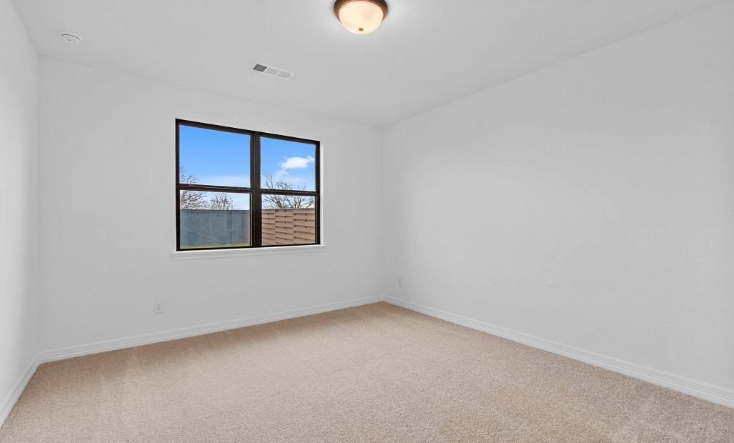 Sample product photo. Actual exterior and interior selections may vary by homesite. Photo may be