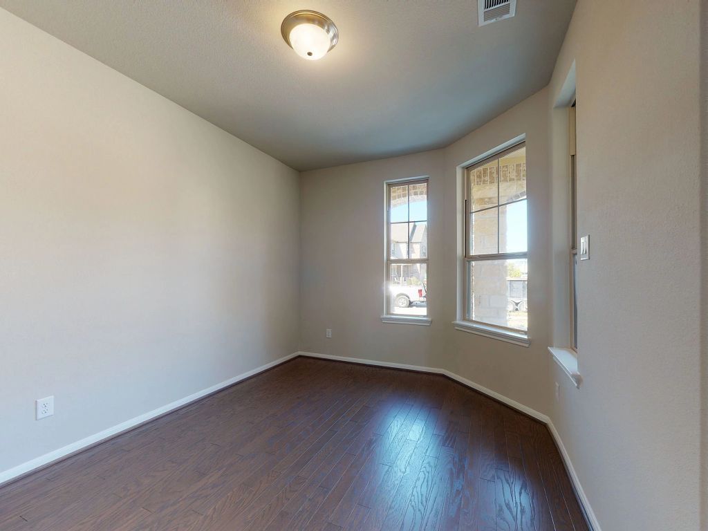 Azalea - Presley Interior Image 5