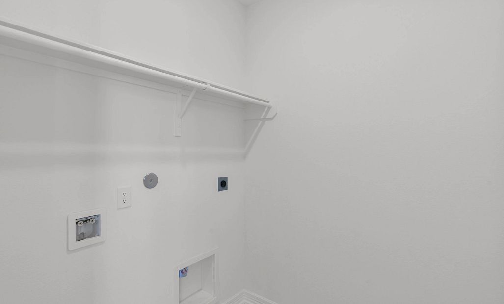 Sample product photo. Actual exterior and interior selections may vary by homesite. Photo may be