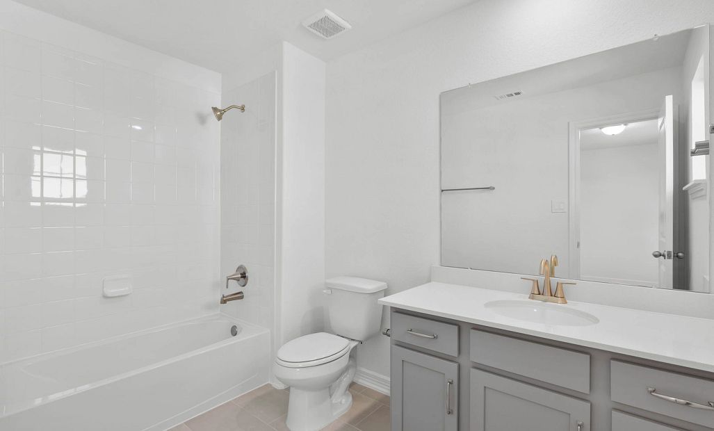 Sample product photo. Actual exterior and interior selections may vary by homesite. Photo may be