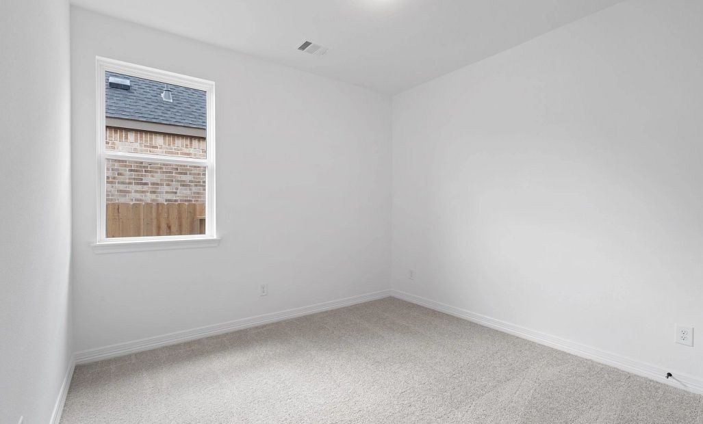 Sample product photo. Actual exterior and interior selections may vary by homesite. Photo may be