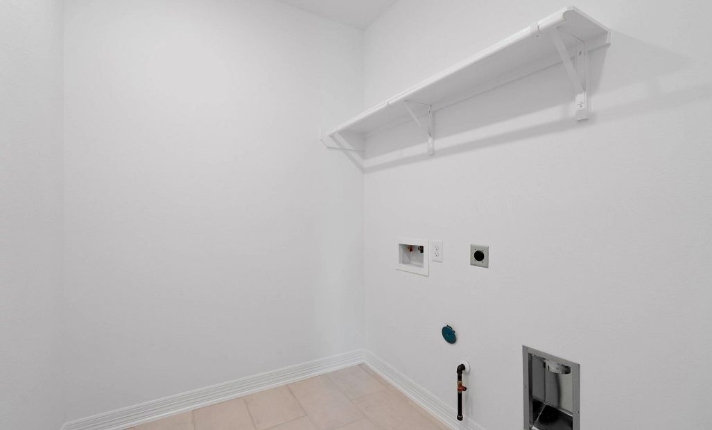 Sample product photo. Actual exterior and interior selections may vary by homesite. Photo may be