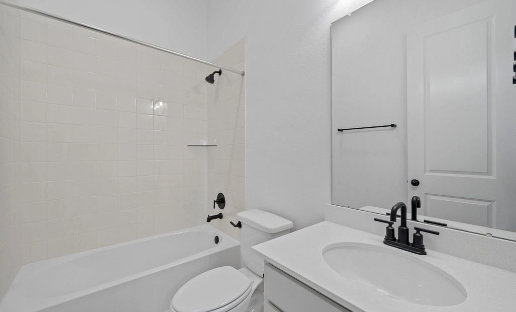 Sample product photo. Actual exterior and interior selections may vary by homesite. Photo may be
