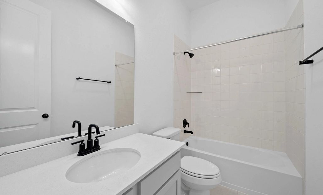 Sample product photo. Actual exterior and interior selections may vary by homesite. Photo may be