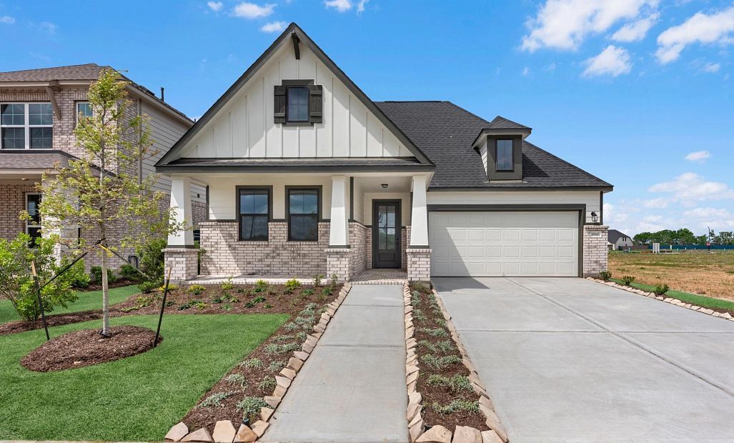 10642 Forward Street