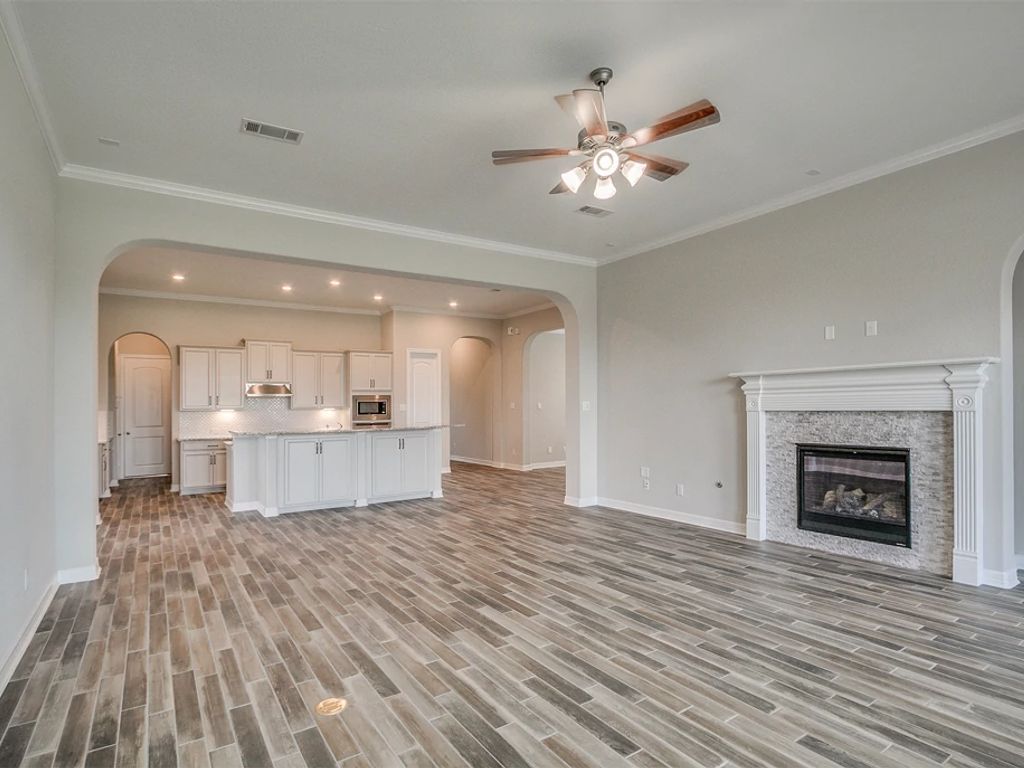 Westland Ranch - Hanover Interior Image 4