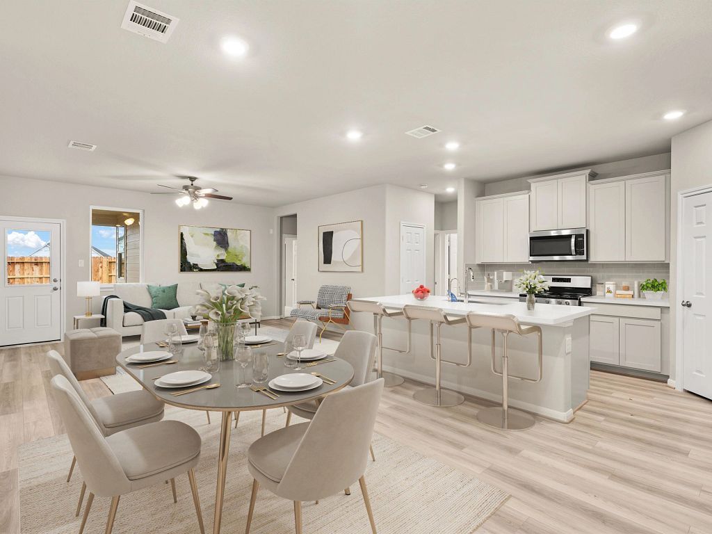 Azalea - Franklin Interior Image 2