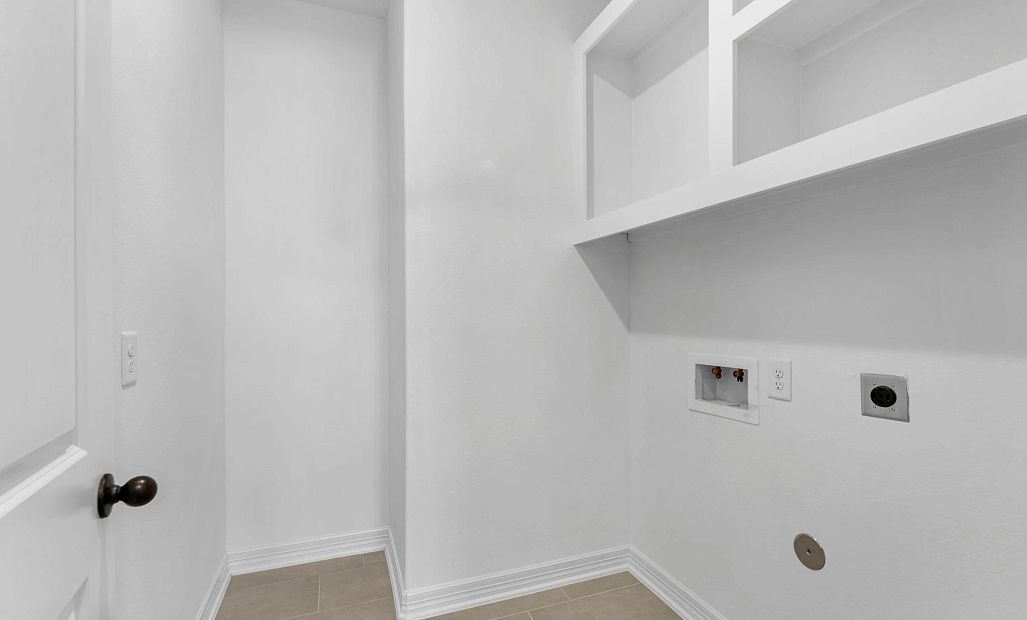 Sample product photo. Actual exterior and interior selections may vary by homesite. Photo may be