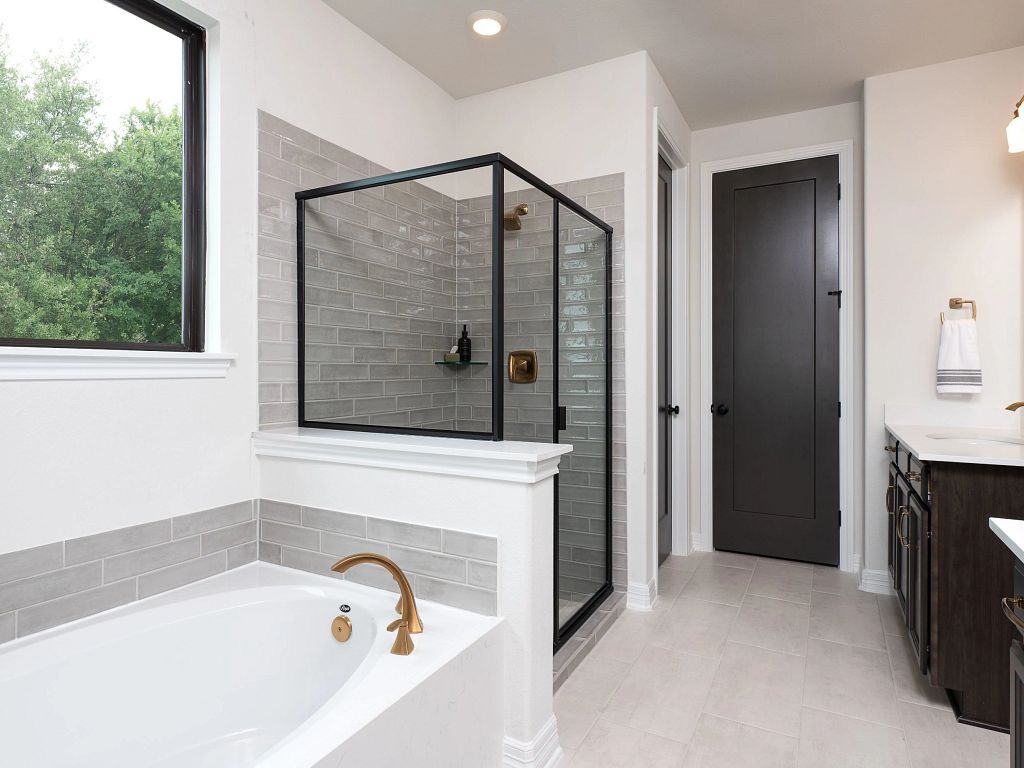 Brookewater - Cypress Interior Image 5