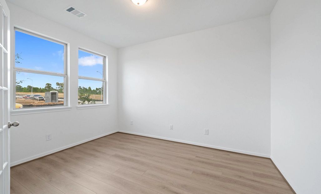 Sample product photo. Actual exterior and interior selections may vary by homesite. Photo may be