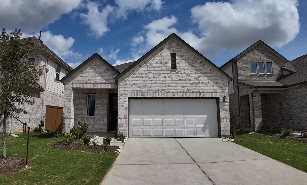 Sage - Wildrye: Waller, Texas - Ashton Woods