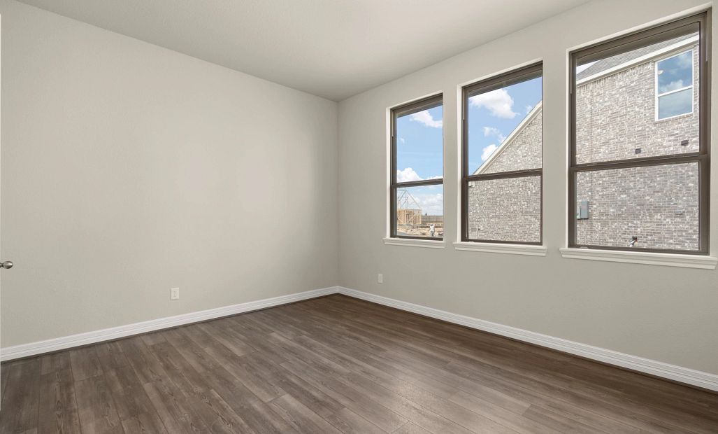 Dining room. Note: Sample product photo - actual exterior and interior selections may vary.