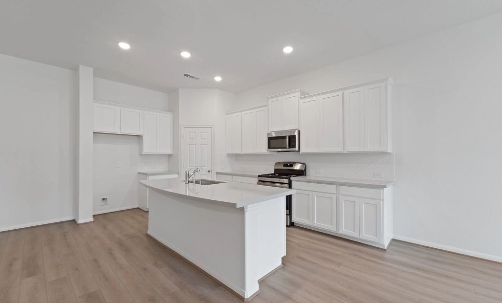 Sample product photo. Actual exterior and interior selections may vary by homesite. Photo may be