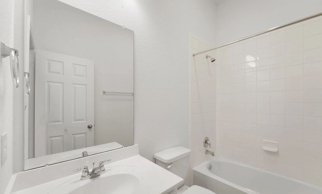 Sample product photo. Actual exterior and interior selections may vary by homesite. Photo may be