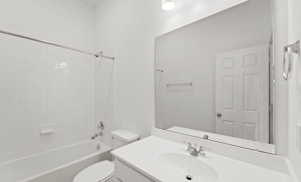 Sample product photo. Actual exterior and interior selections may vary by homesite. Photo may be