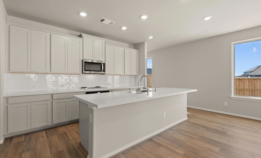 Sample product photo. Actual exterior and interior selections may vary by homesite. Photo may be