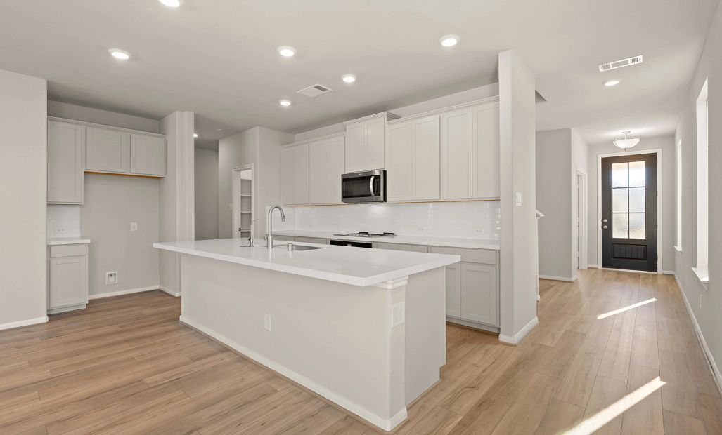 Sample product photo. Actual exterior and interior selections may vary by homesite. Photo may be